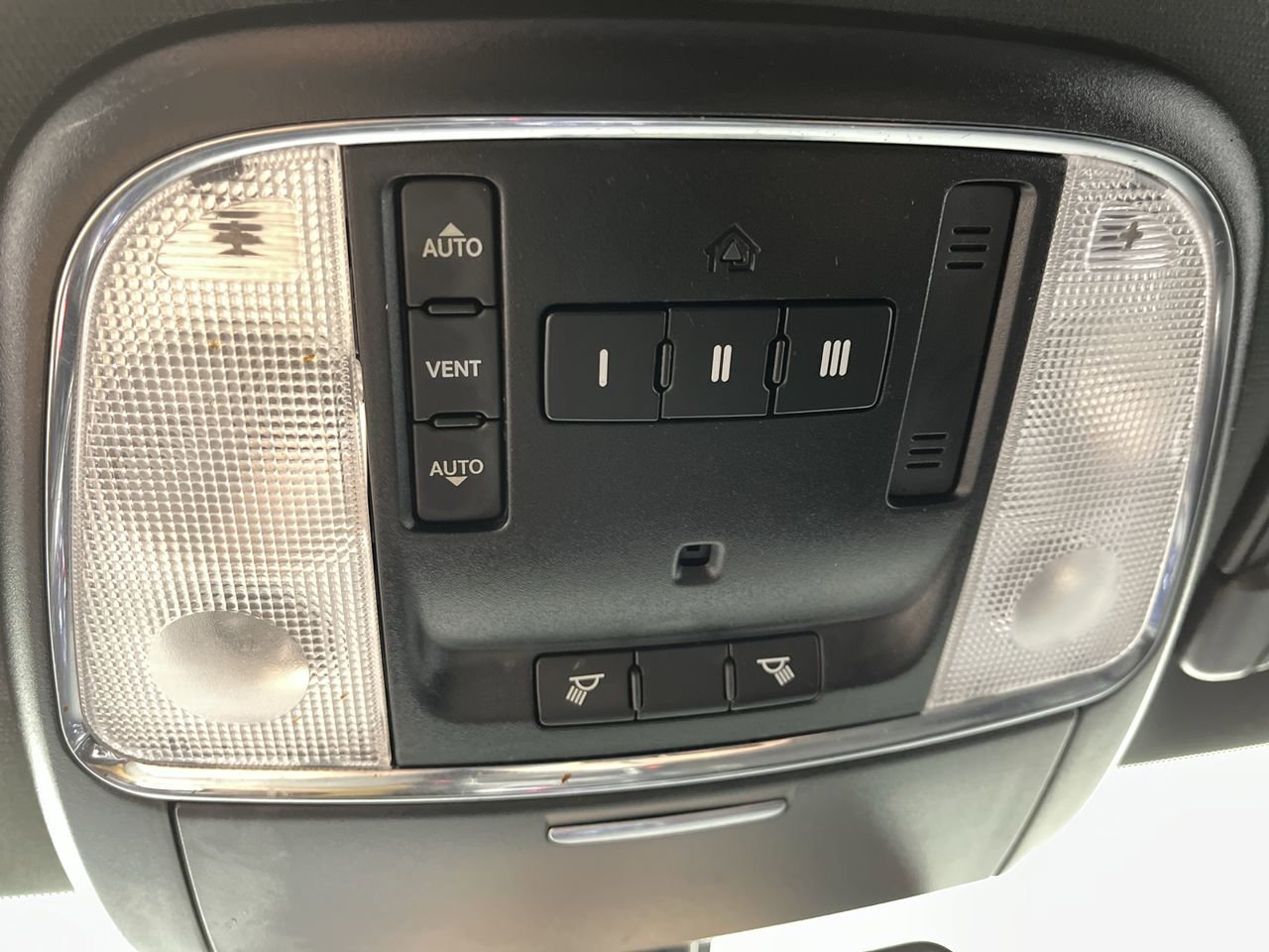 Used 2018 Dodge Charger GT AWD/4WD image 26