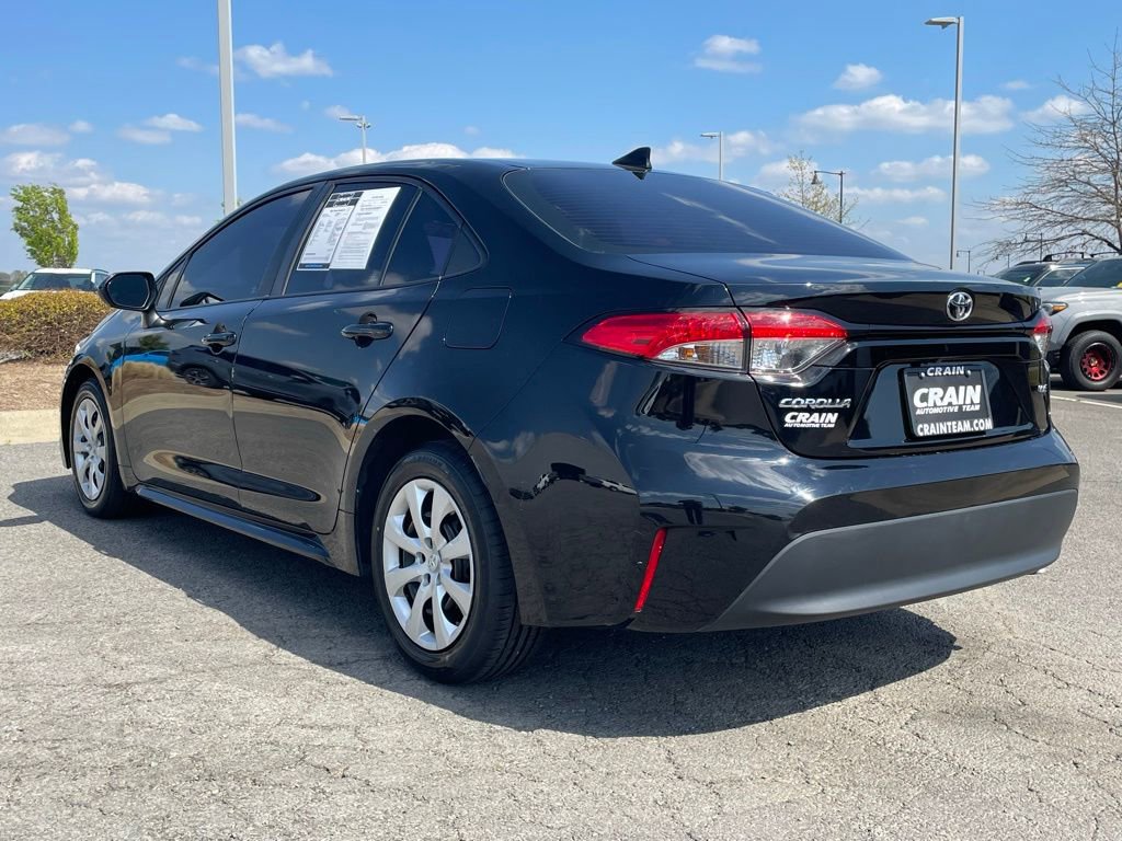 Used 2023 Toyota Corolla LE image 5