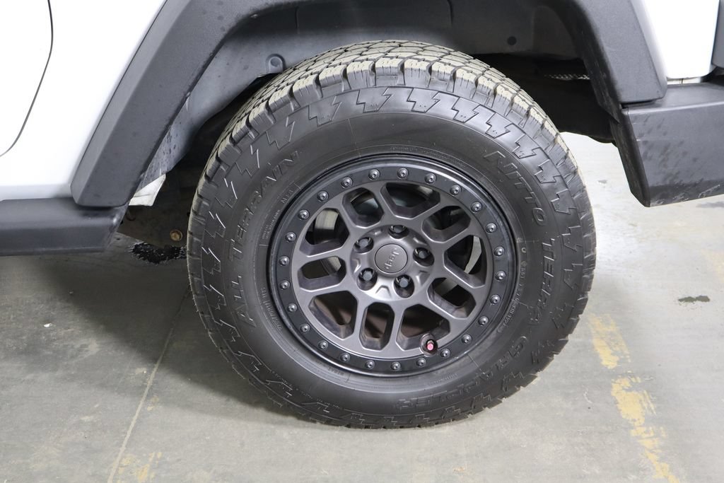 Used 2013 Jeep Wrangler Sport AWD/4WD image 34