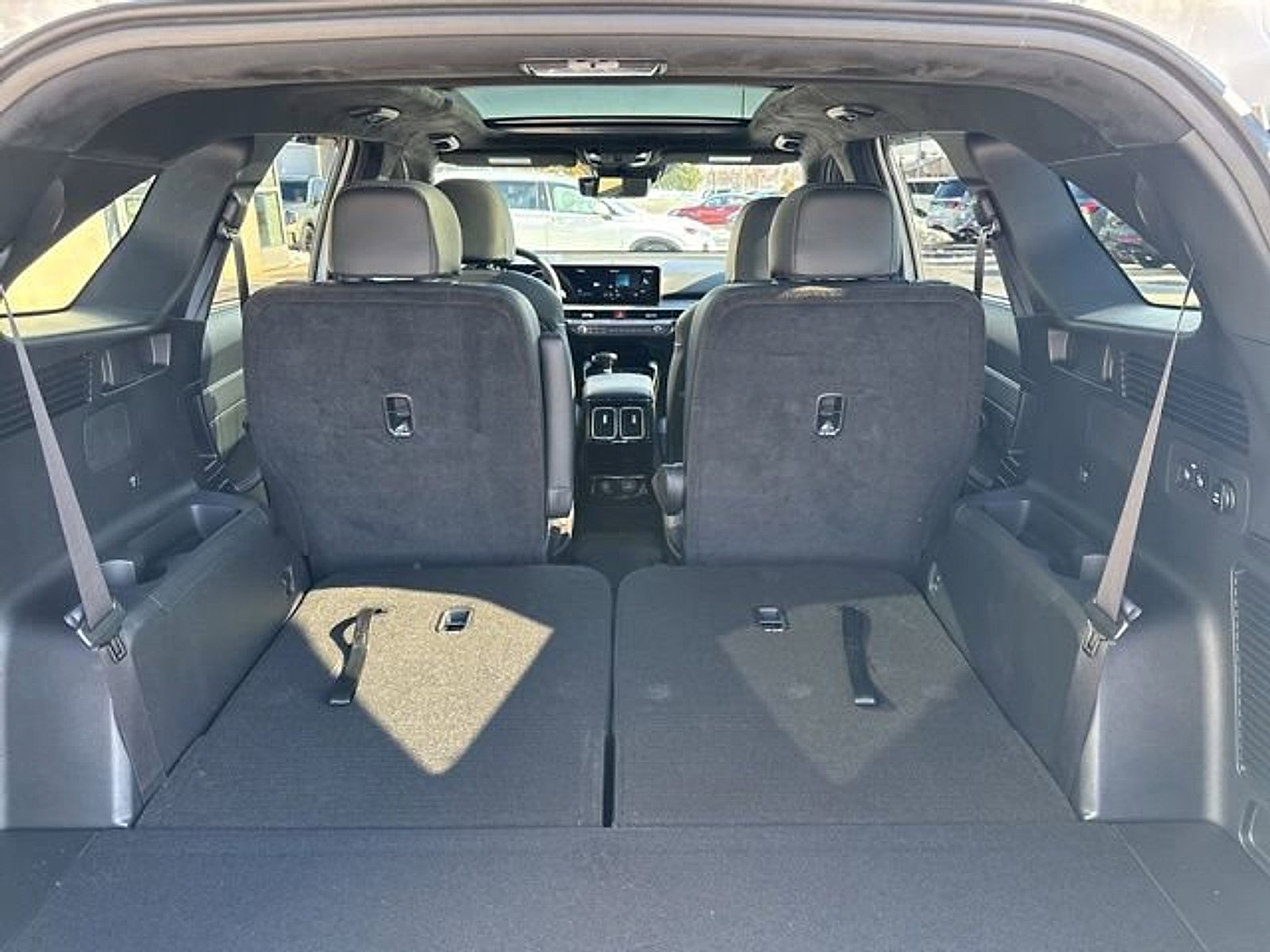 Used 2025 Kia Sorento SX Prestige image 18