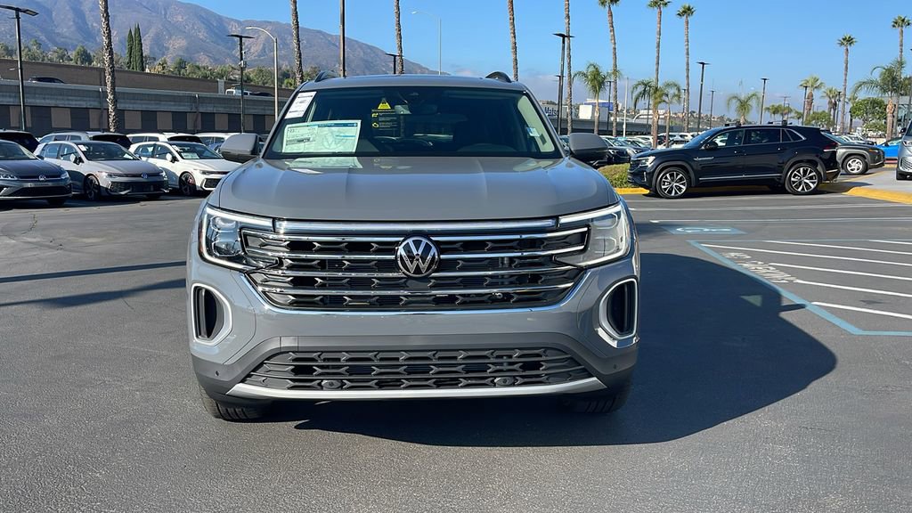 New 2026 Volkswagen Atlas SE FWD image 3