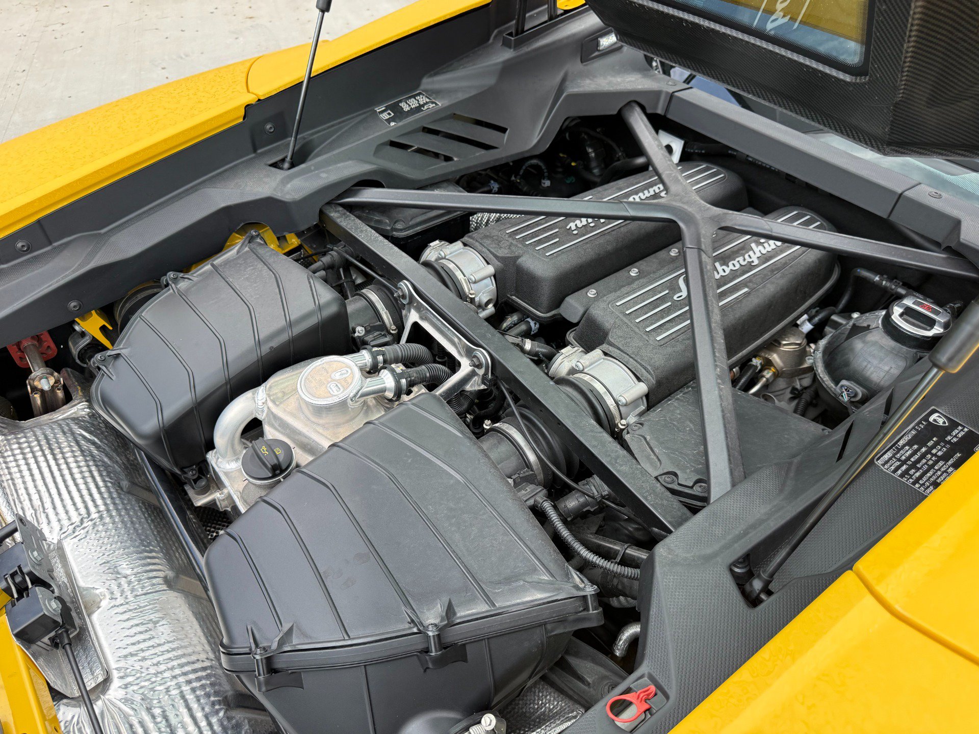 Used 2024 Lamborghini Huracan Tecnica RWD image 59