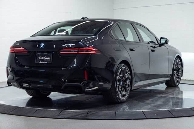 Used 2025 BMW i5 xDrive40 w/ M Sport Package AWD/4WD image 10