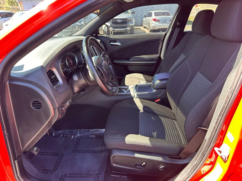 Used 2023 Dodge Charger SXT image 11