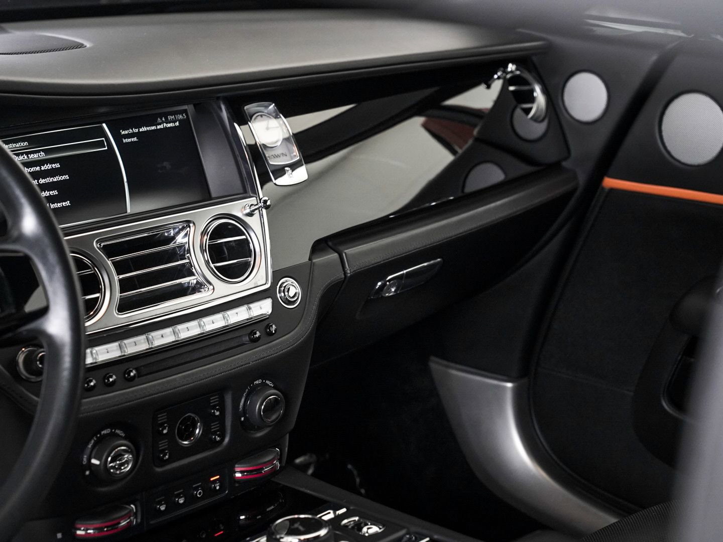 Used 2020 Rolls-Royce Dawn image 27