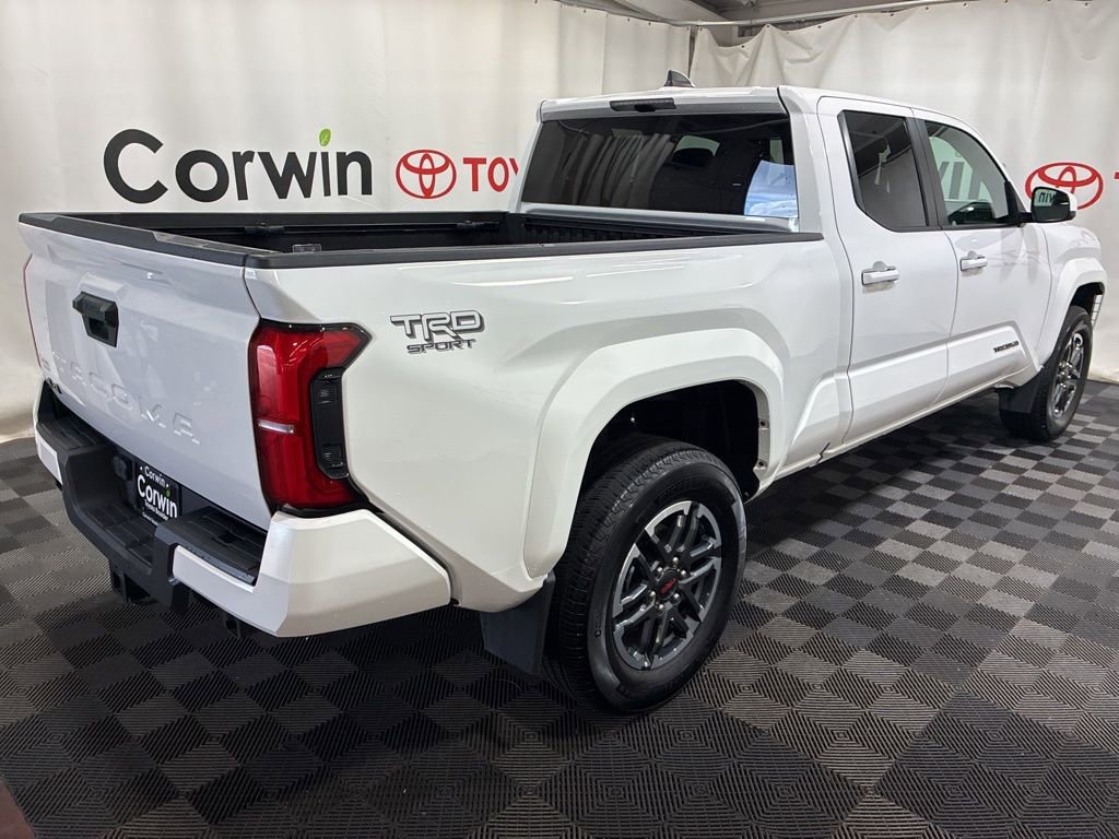 Used 2024 Toyota Tacoma TRD Sport AWD/4WD image 7