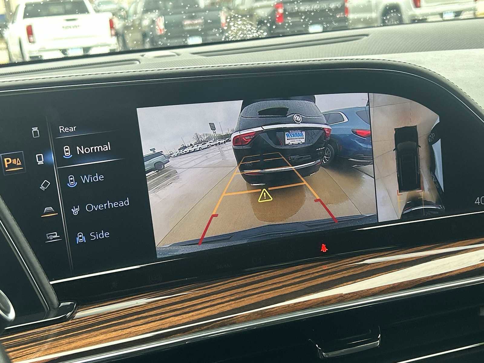 Used 2021 Cadillac Escalade Luxury image 14