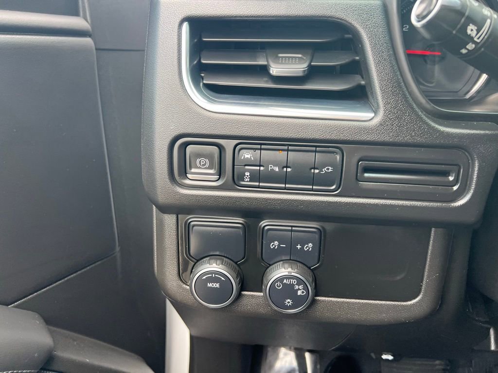 Used 2022 Chevrolet Tahoe LS w/ Driver Alert Package image 27