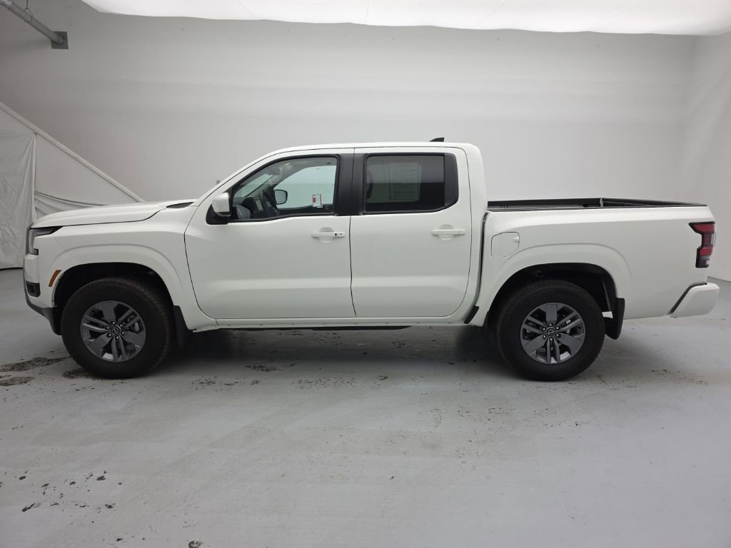 Used 2025 Nissan Frontier SV w/ SV Convenience Package image 7