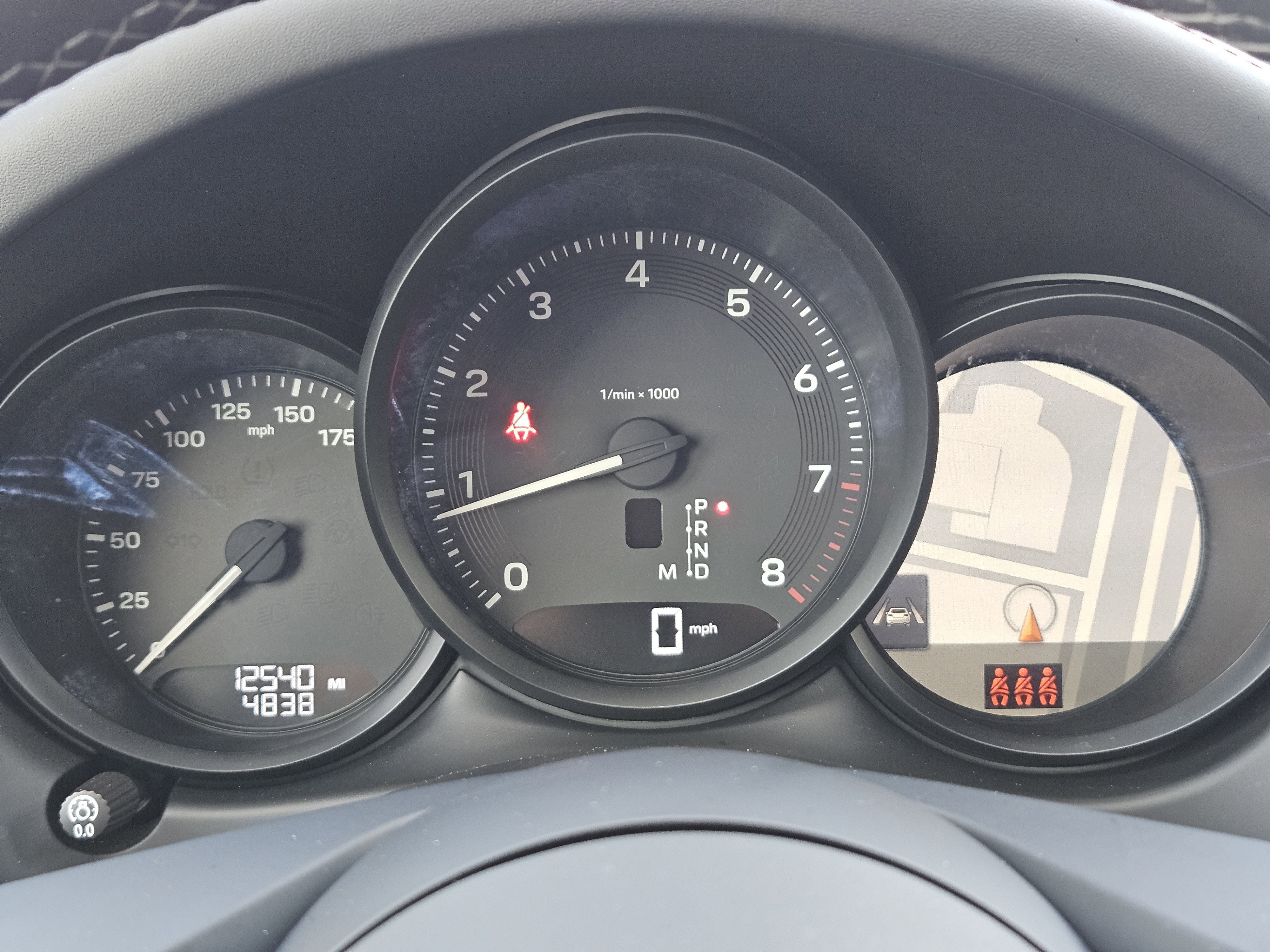 Used 2023 Porsche Macan Turbo image 16