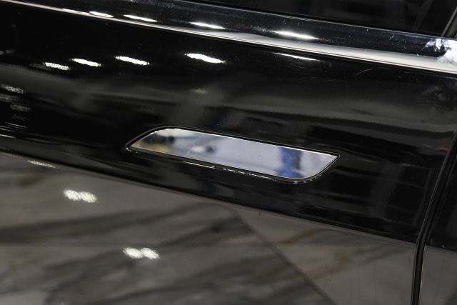 Used 2018 Tesla Model S 75D AWD/4WD image 40