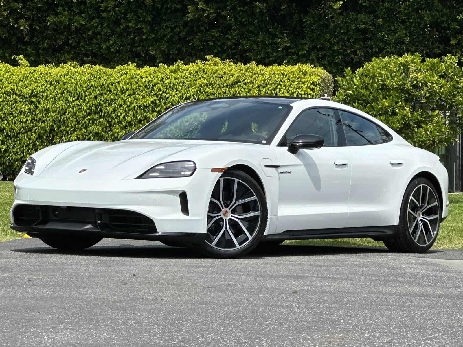 New 2026 Porsche Taycan AWD/4WD image 1