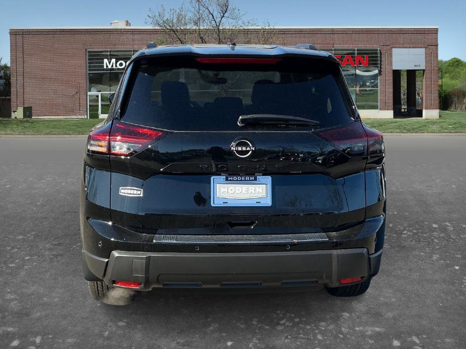 New 2026 Nissan Rogue Dark Armor image 3