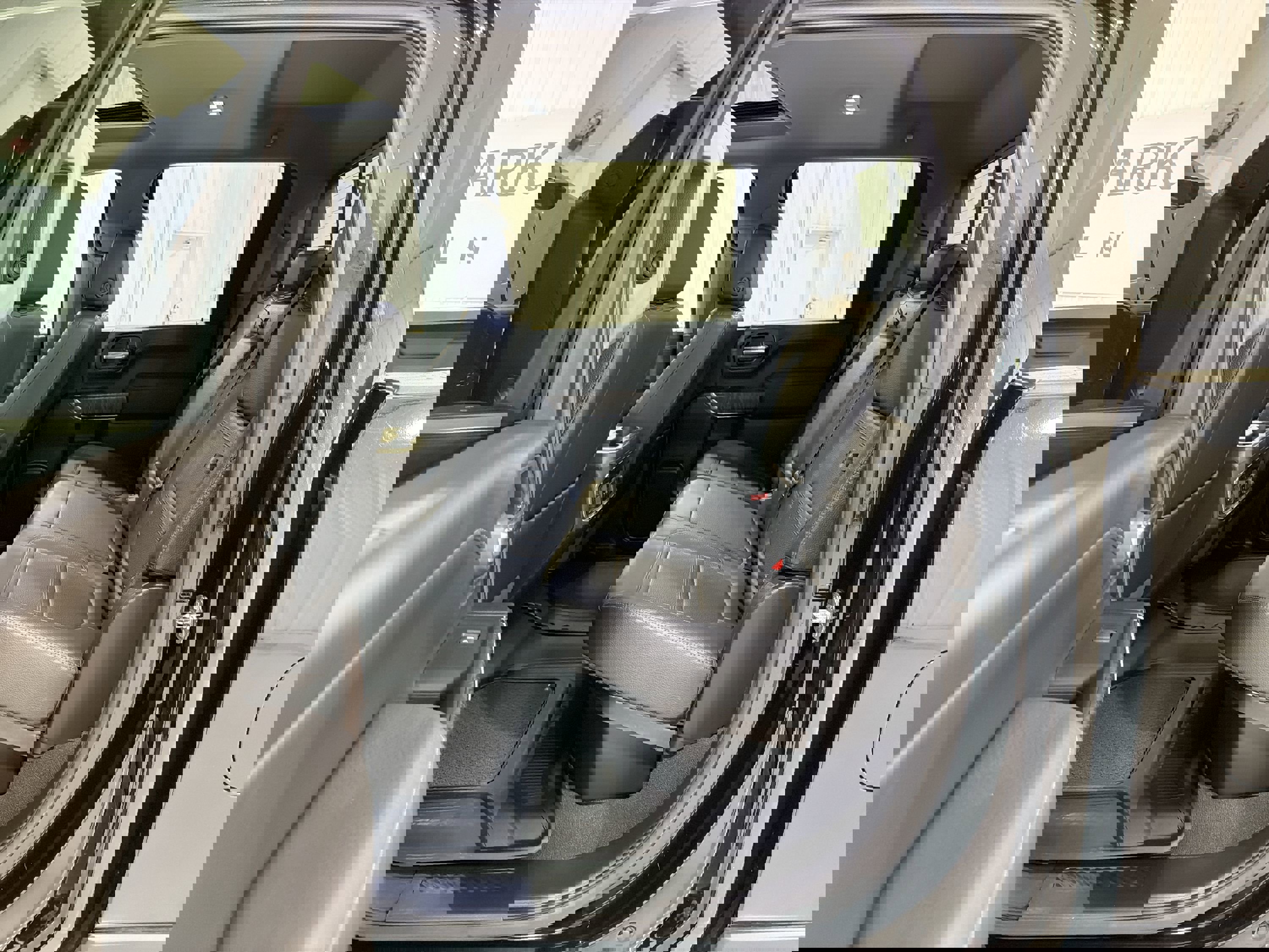 Used 2022 GMC Sierra 2500 Denali w/ Denali Black Diamond Edition image 25