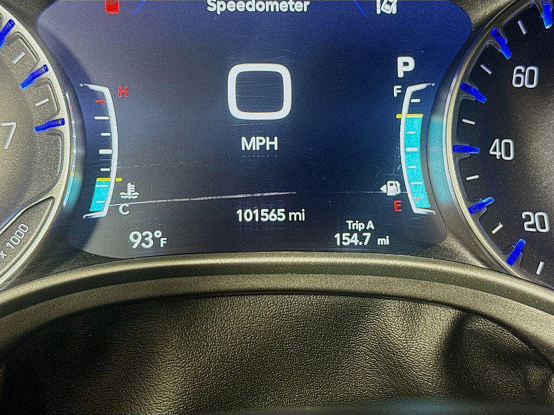 Used 2022 Chrysler Pacifica Touring-L FWD image 13