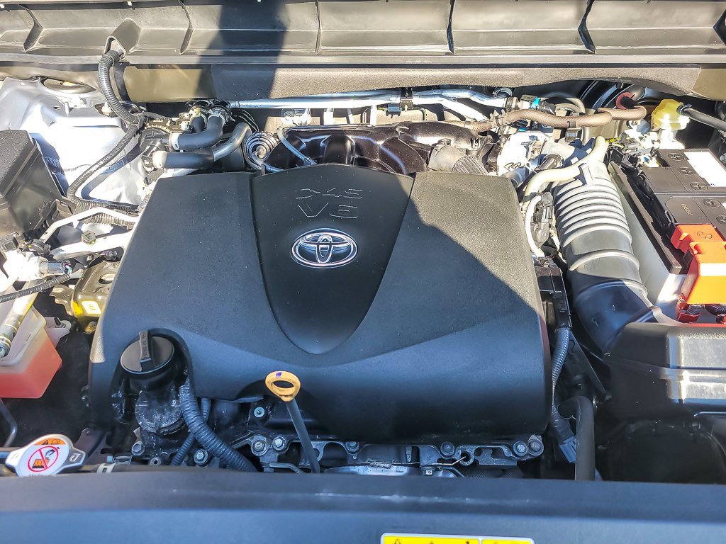 Used 2022 Toyota Highlander Platinum image 24