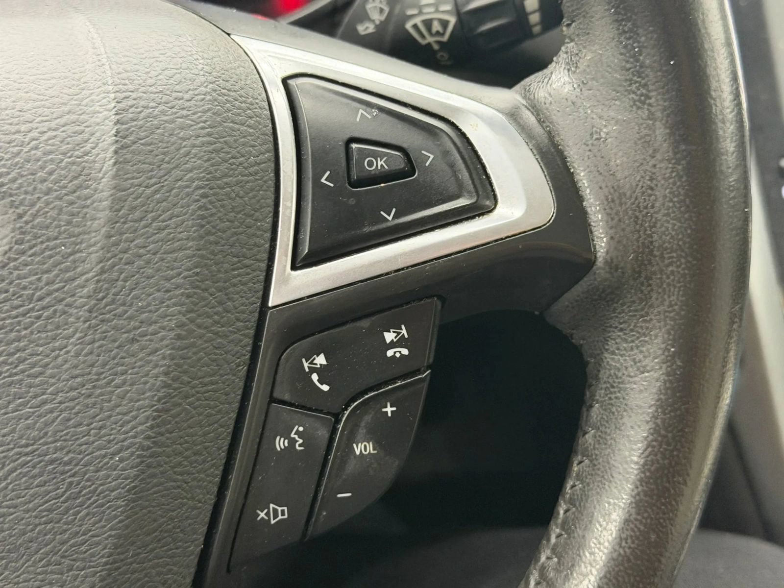 Used 2014 Ford Fusion Energi Titanium w/ Driver Assist Package FWD image 26