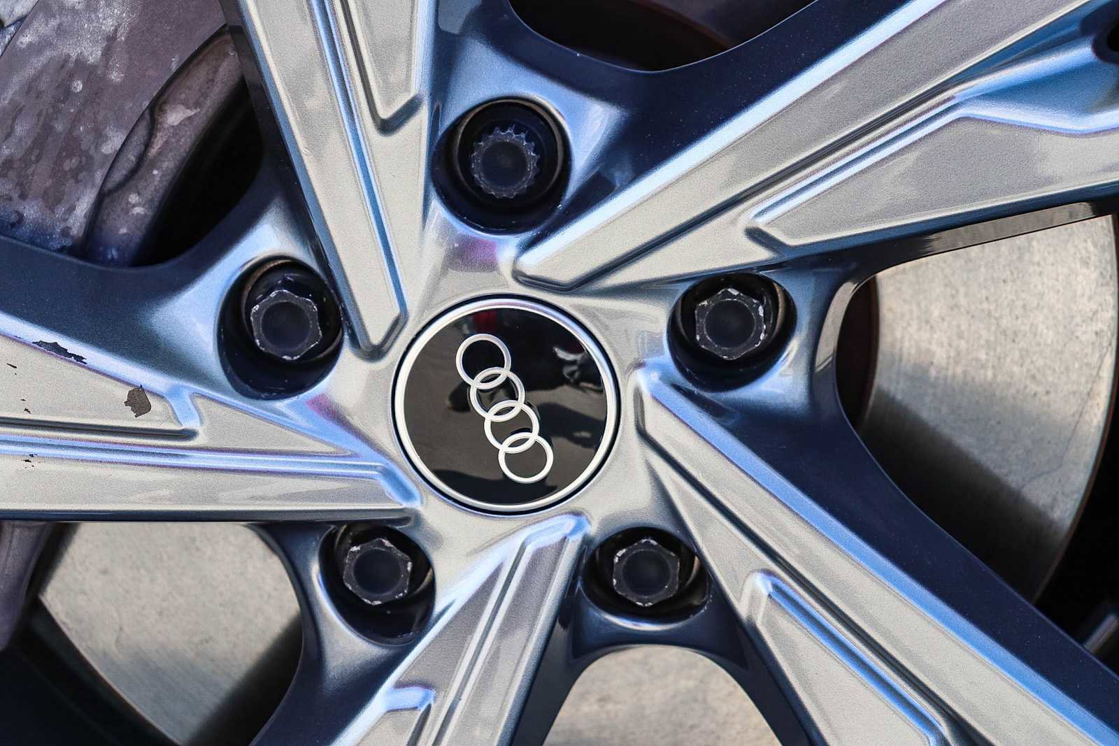 Used 2022 Audi e-tron GT Premium Plus image 14