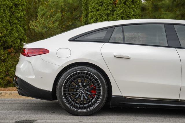 Used 2023 Mercedes-Benz EQS AMG 4MATIC w/ Trim Level Package image 9
