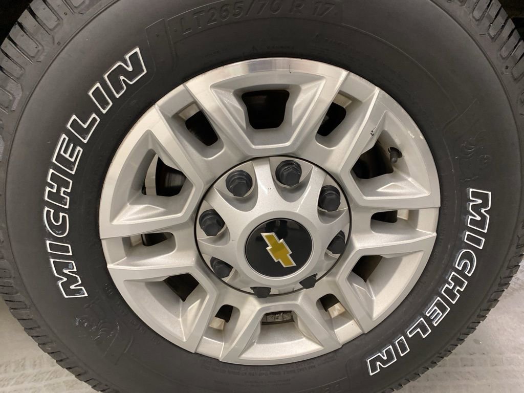 Used 2022 Chevrolet Silverado 2500 LT w/ Convenience Package image 26