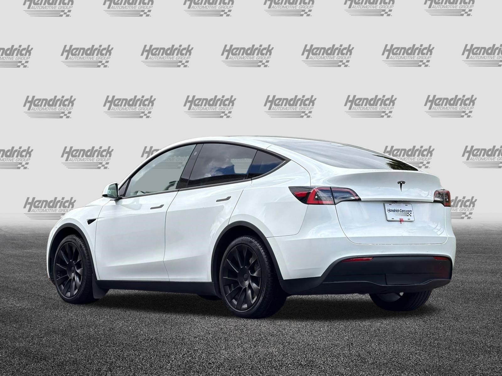 Used 2021 Tesla Model Y Long Range AWD/4WD image 7