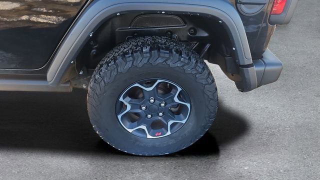 Used 2023 Jeep Wrangler Unlimited Rubicon w/ Cold Weather Group image 21