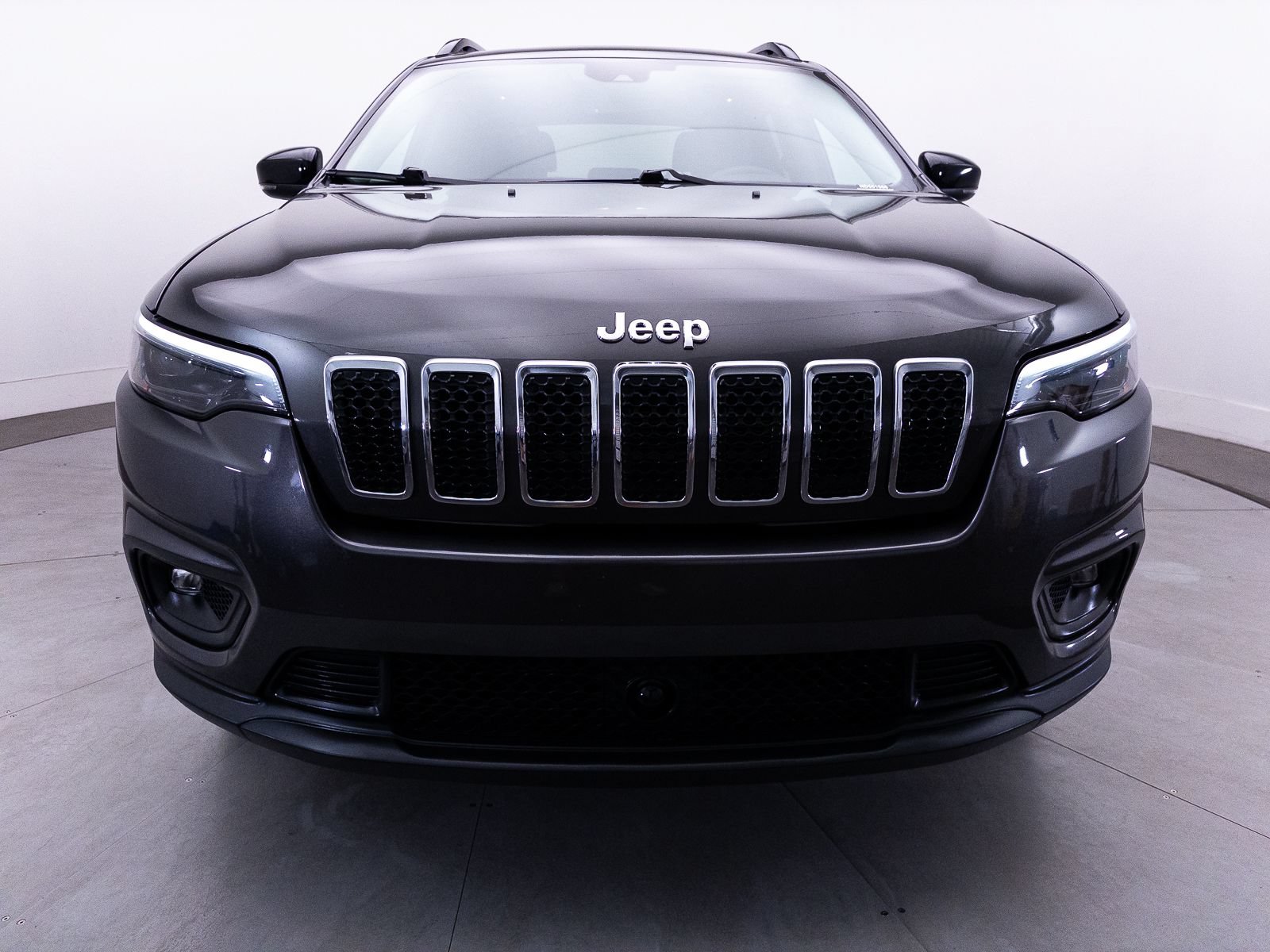 Used 2022 Jeep Cherokee Latitude Lux w/ Sun & Sound Group AWD/4WD image 14