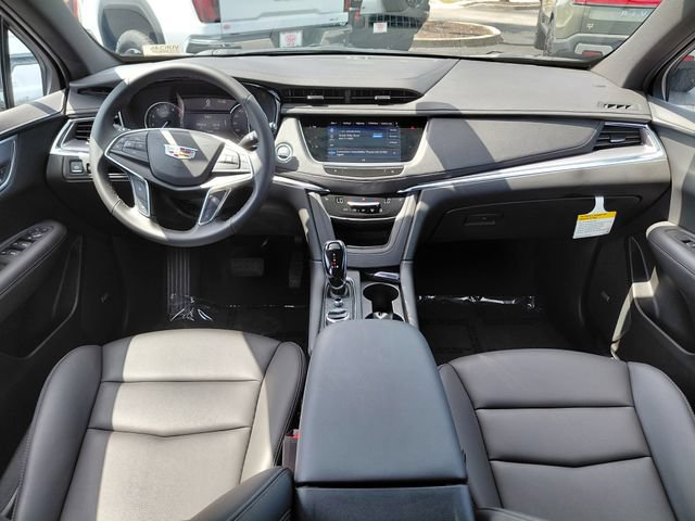 Certified 2026 Cadillac XT5 Luxury FWD image 14