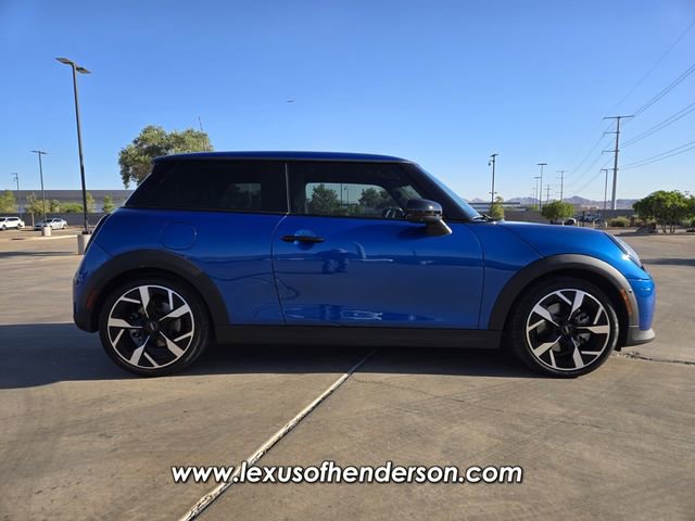 Used 2025 MINI Cooper 2-Door Hardtop FWD image 7