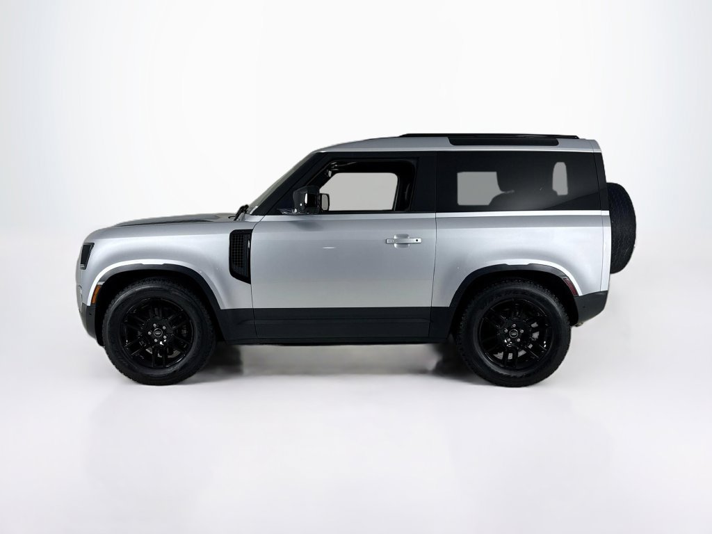 Used 2021 Land Rover Defender 90 S AWD/4WD image 2
