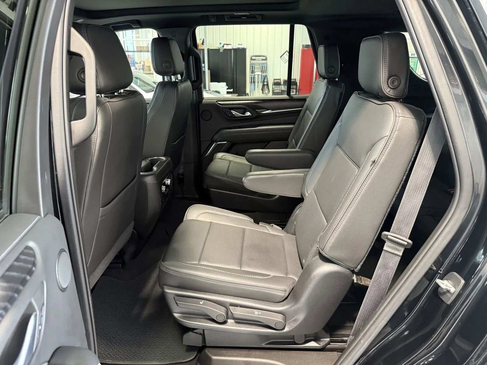 Used 2021 GMC Yukon Denali image 15