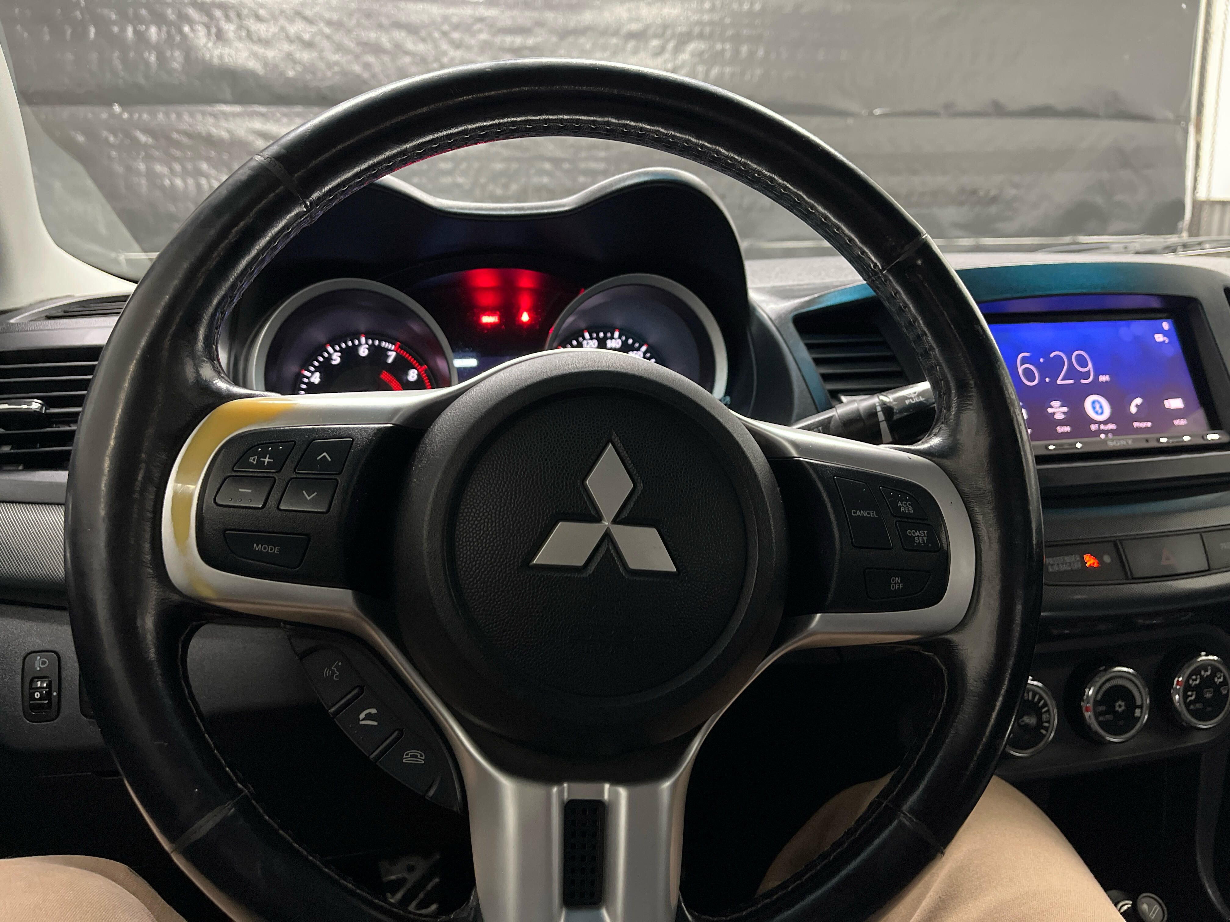 Used 2010 Mitsubishi Lancer Evolution GSR image 11