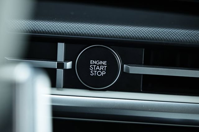 Used 2024 Hyundai Santa Fe SE image 36