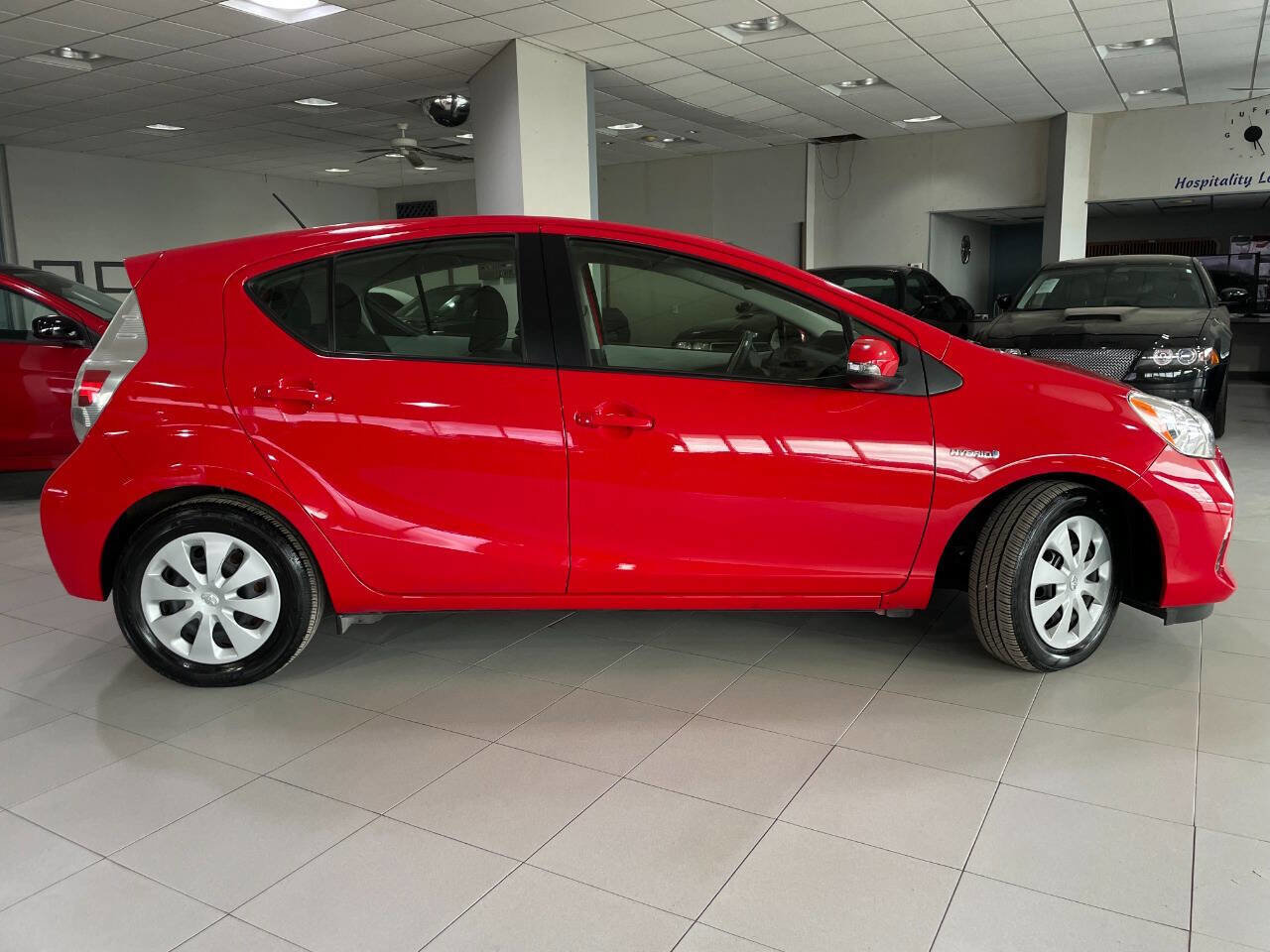 Used 2013 Toyota Prius C Two image 10