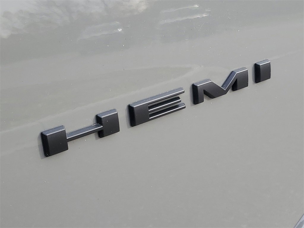 Used 2022 Dodge Durango R/T w/ Trailer Tow Group IV image 6