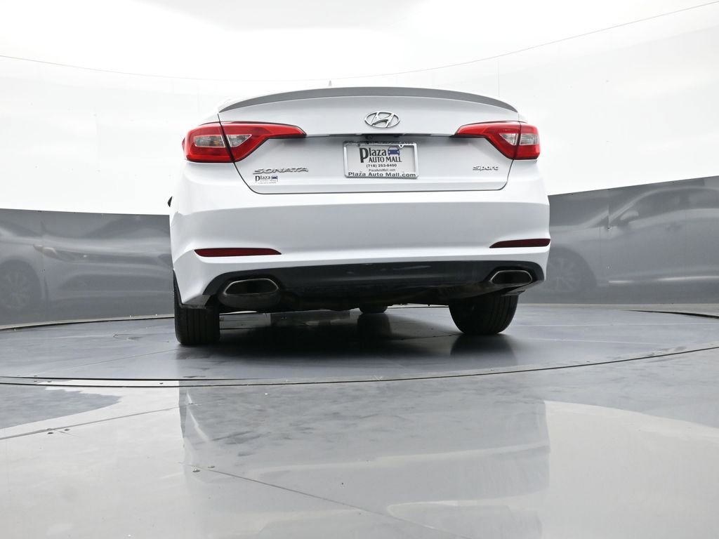 Used 2016 Hyundai Sonata Sport w/ Option Group 03 FWD image 31
