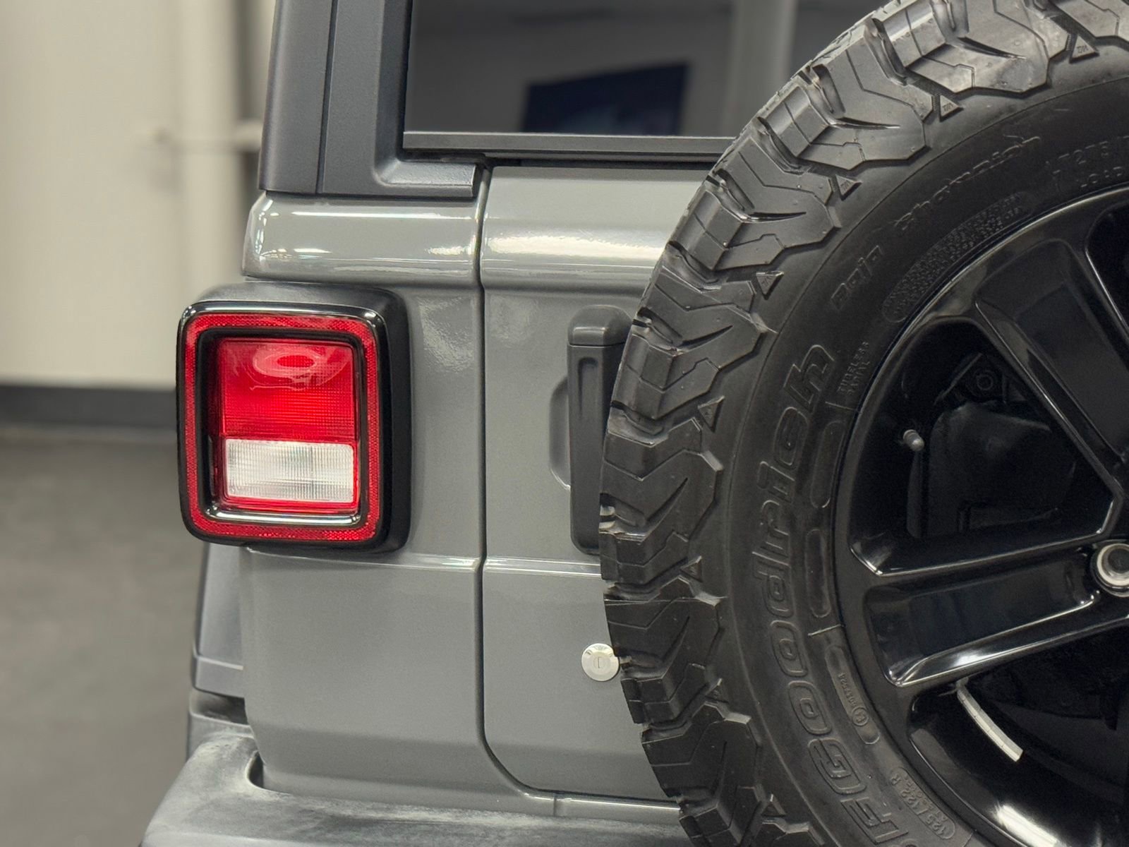 Used 2019 Jeep Wrangler Unlimited Sport AWD/4WD image 13