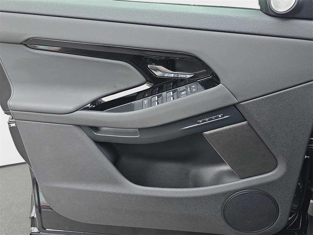 New 2026 Land Rover Range Rover Evoque Dynamic SE image 27