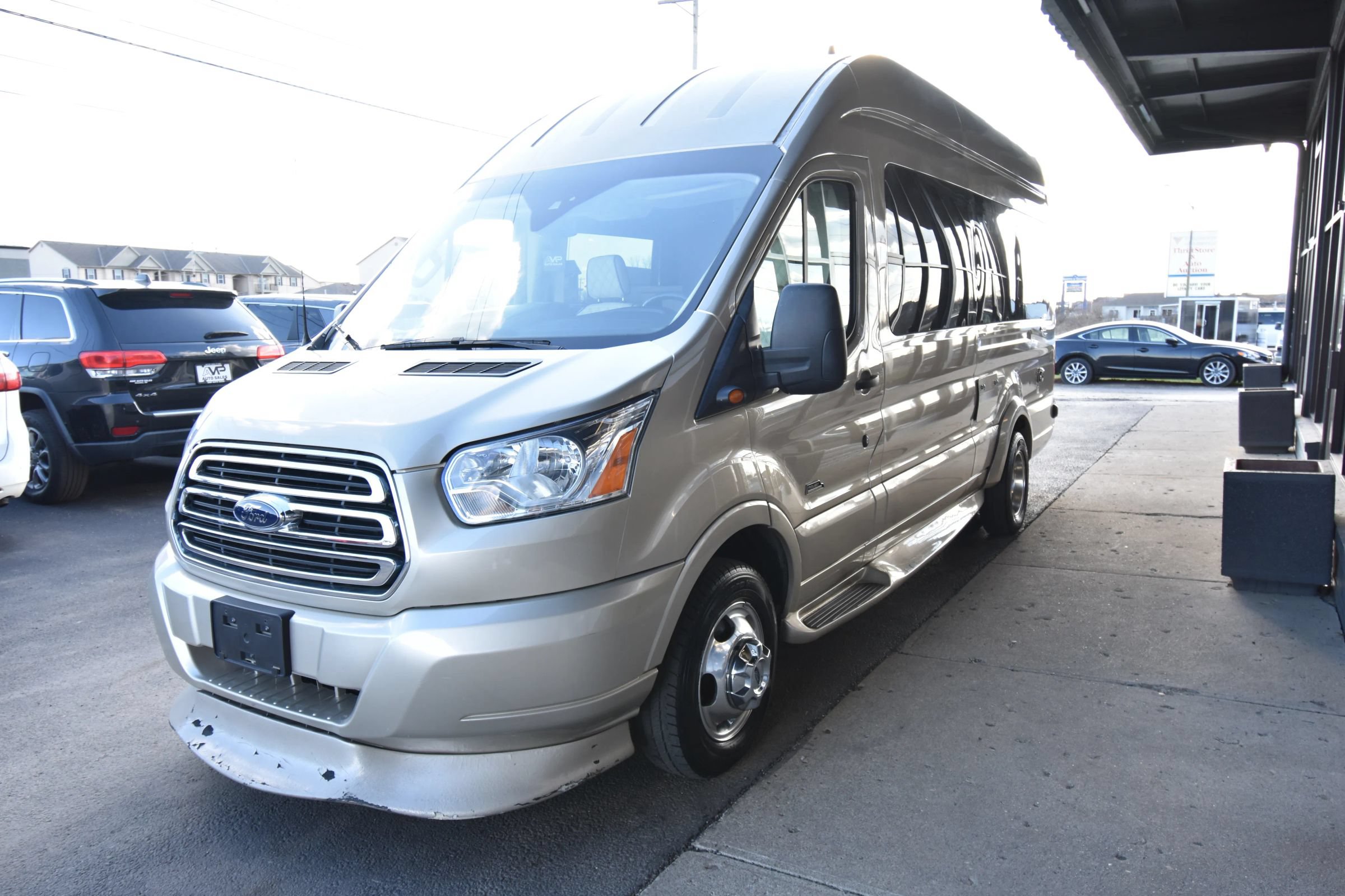 Used 2019 Ford Transit 350 148 High Roof Extended DRW w/ Premium Package RWD image 3