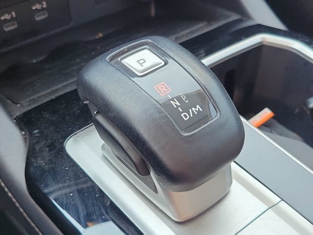 Used 2025 Mitsubishi Outlander SE AWD/4WD image 34