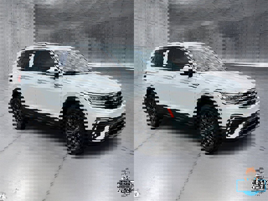 Used 2022 Volkswagen Tiguan SE image 9