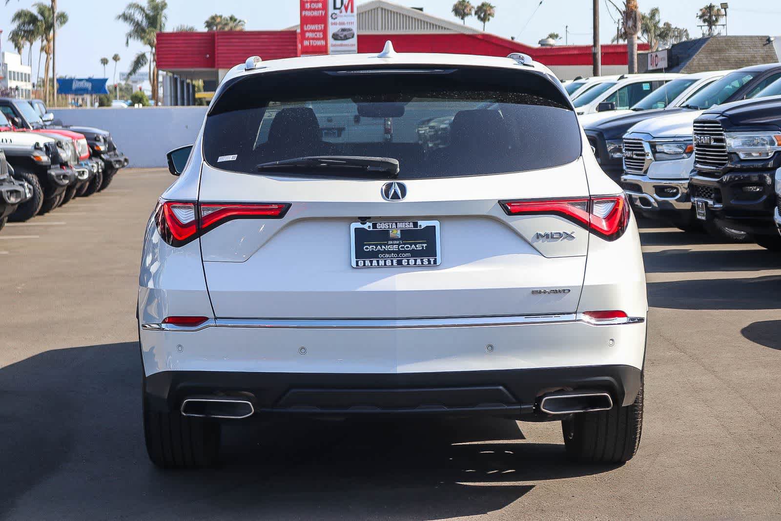 Used 2023 Acura MDX SH-AWD w/ Advance Package image 5