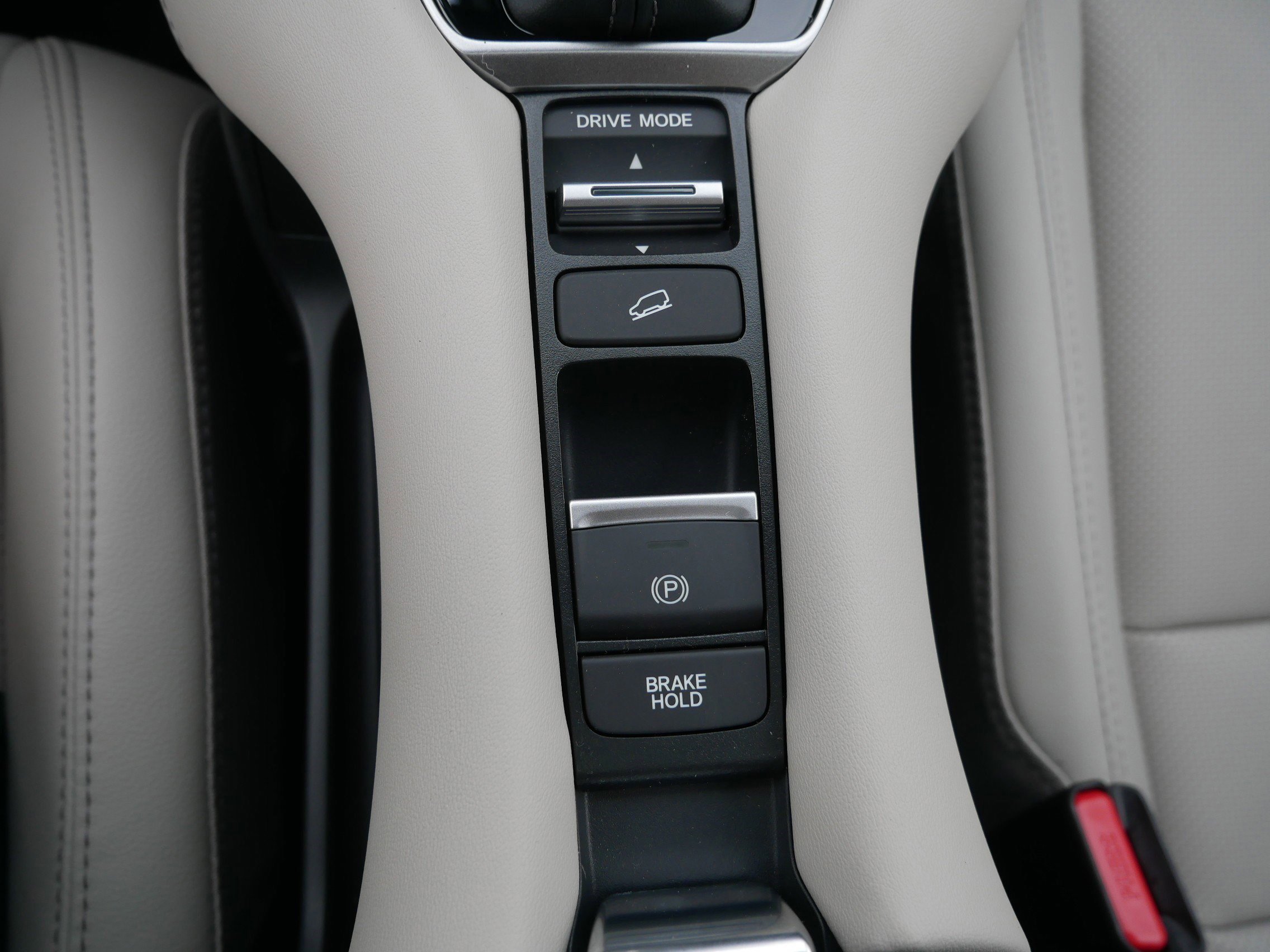 New 2026 Honda HR-V EX-L image 25