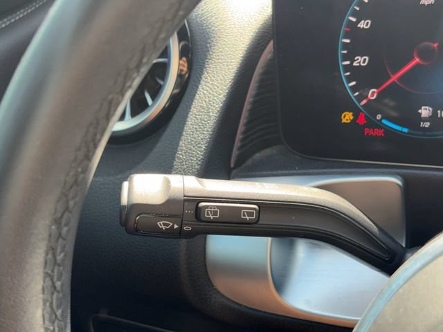 Used 2022 Mercedes-Benz GLB 250 image 15