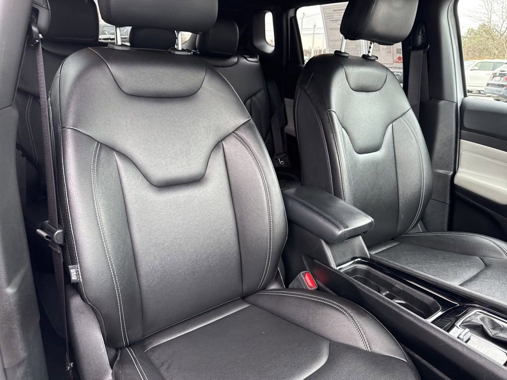 Used 2025 Jeep Compass Limited AWD/4WD image 27