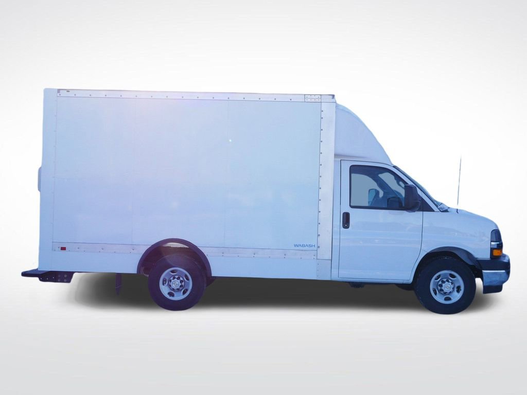 New 2025 Chevrolet Express 3500 w/ Power Convenience Package image 2