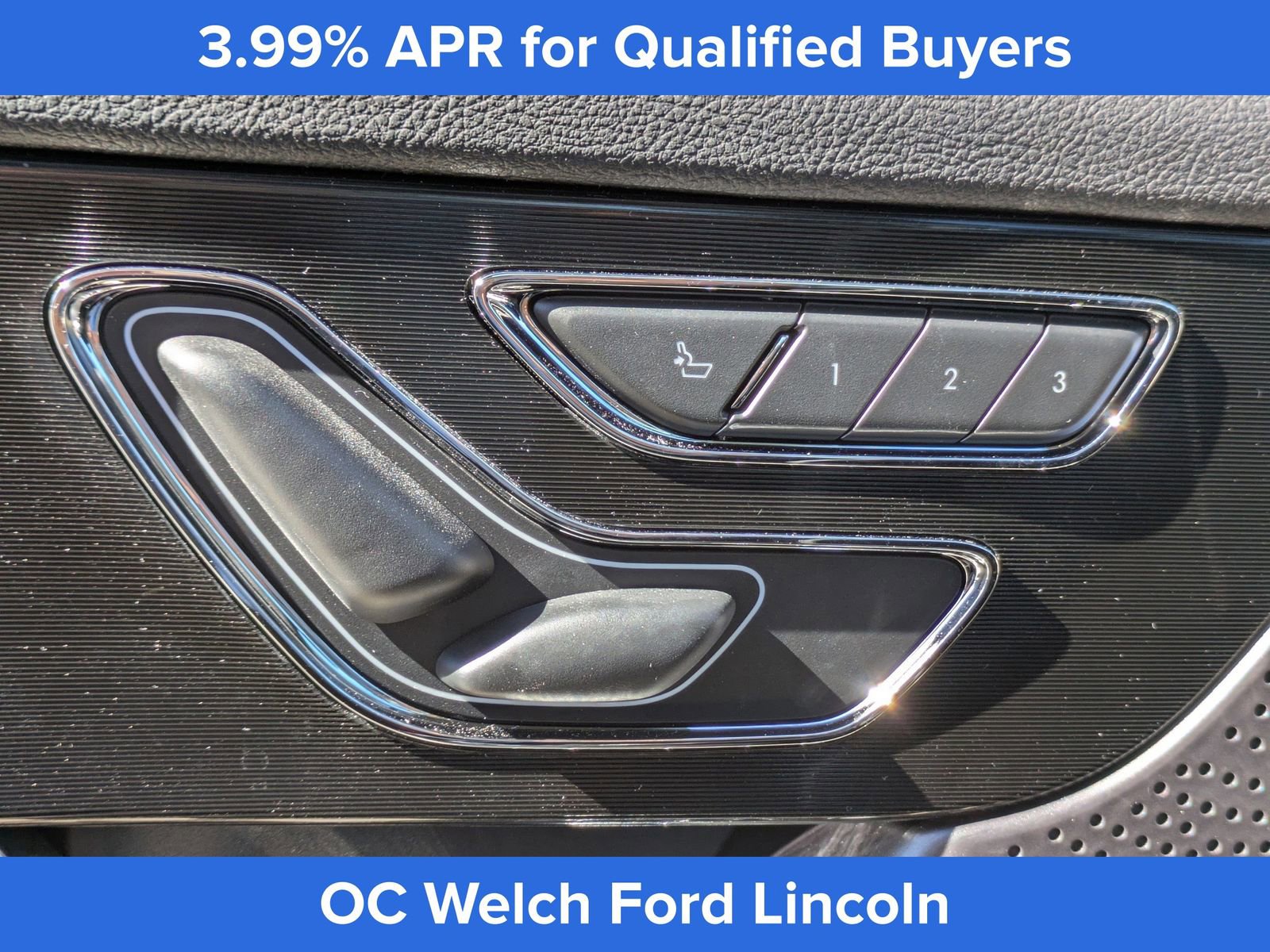 Used 2025 Lincoln Corsair FWD w/ Equipment Group 101A image 22