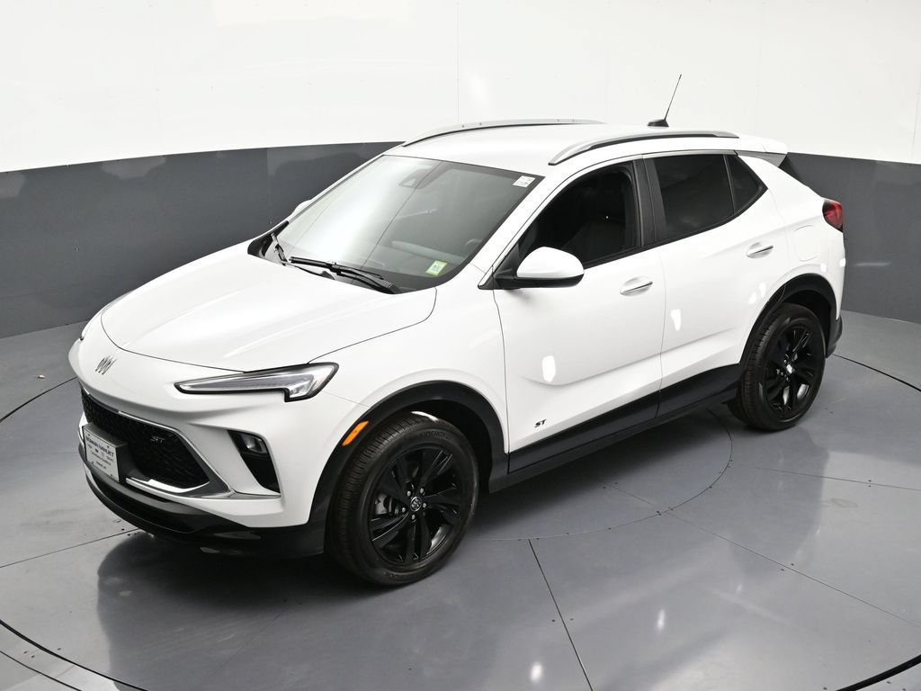 Certified 2026 Buick Encore GX Sport Touring AWD/4WD image 16