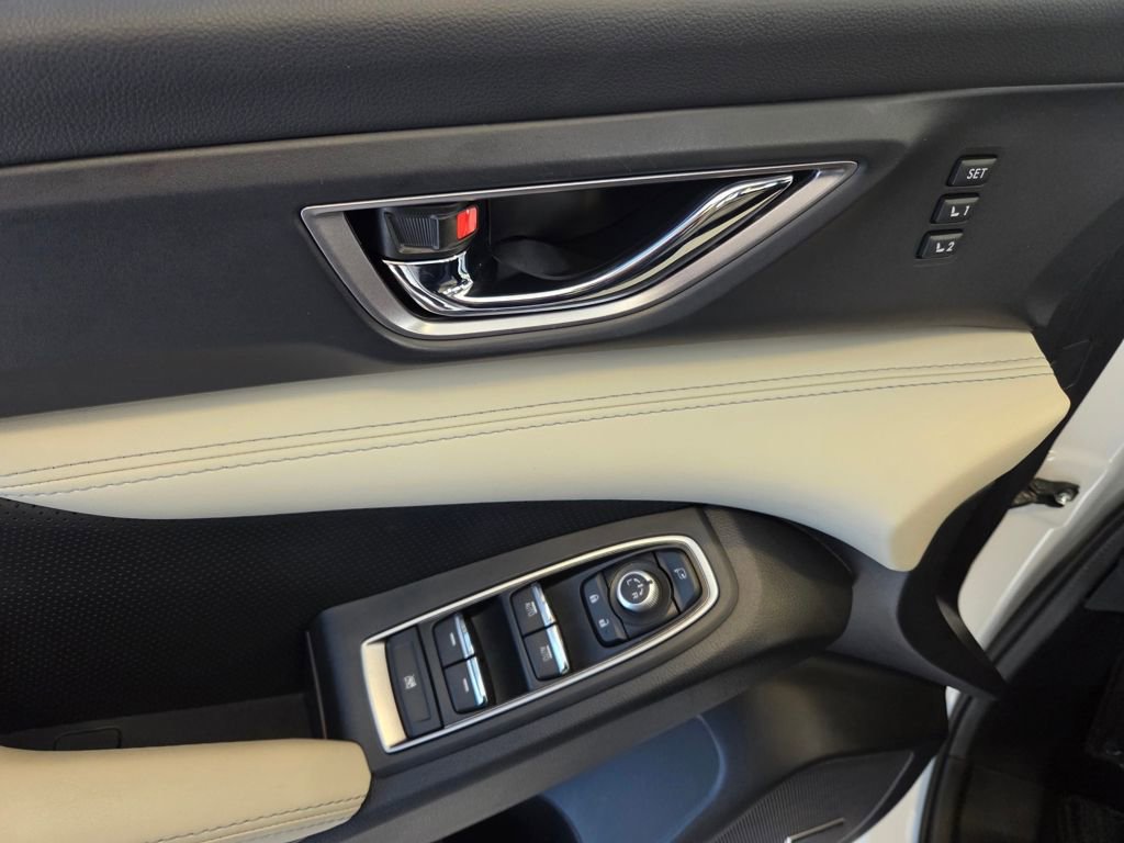 Used 2024 Subaru Ascent Limited w/ Technology Package image 16