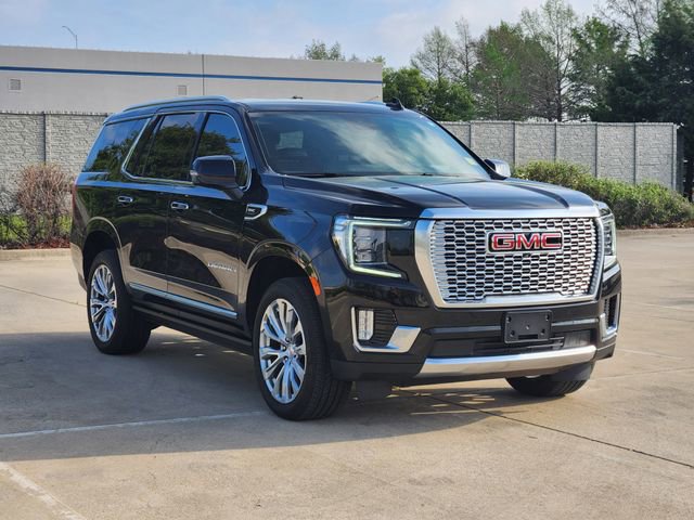 Used 2024 GMC Yukon Denali image 3
